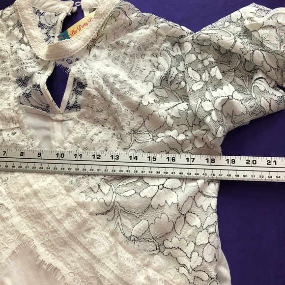 ✨✨Tassels N Lace Floral Lace Cutout Tunic Dress ✨ - Picture 6 of 8